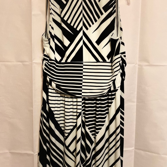 Chaus New York Women’s Max Dress - Picture 3 of 4